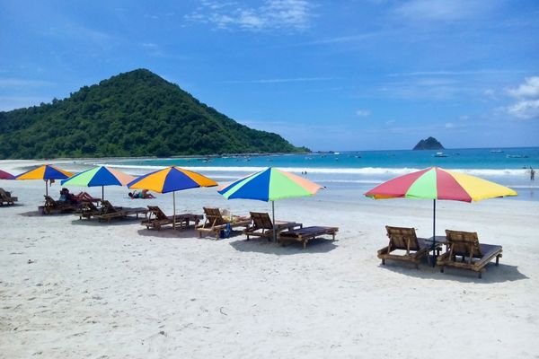 Relaxing beach day near Kuta Lombok
