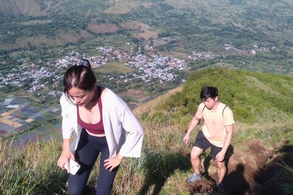 Pergasingan camping private tour