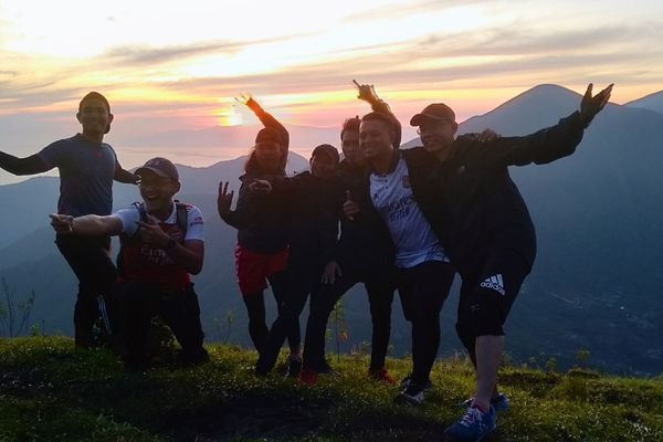 Pergasingan hill Lombok trekking