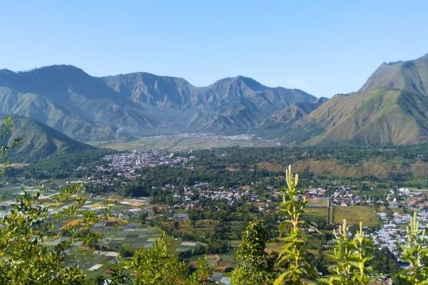 Pergasingan hill Lombok trekking
