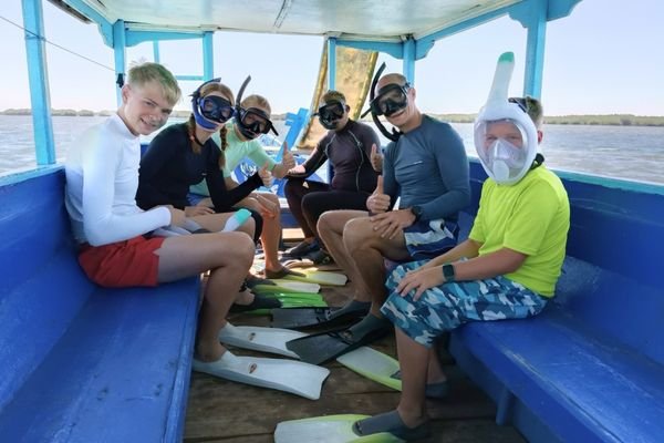 gili kondo boat charter