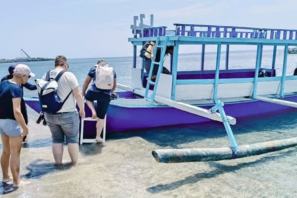 gili kondo day trip