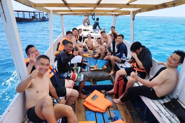 gili trawangan budget tour