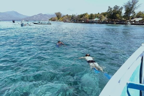 gili trawangan meno air which is best