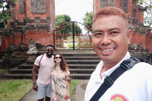 passengers lombok private tour