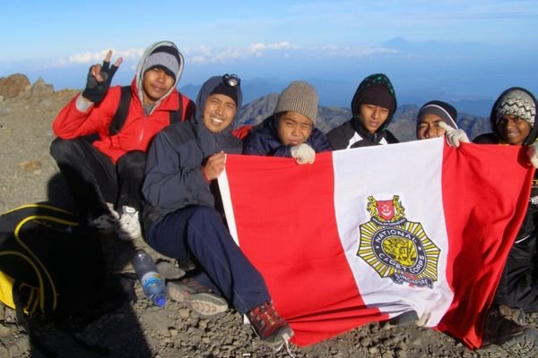rinjani trekking summit