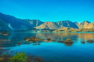 Rinjani crater lake