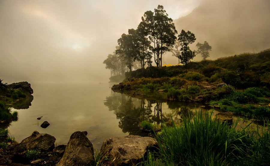 Segaran Anak Lake
