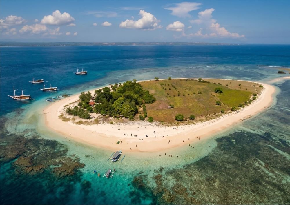 Gili Kondo day trip