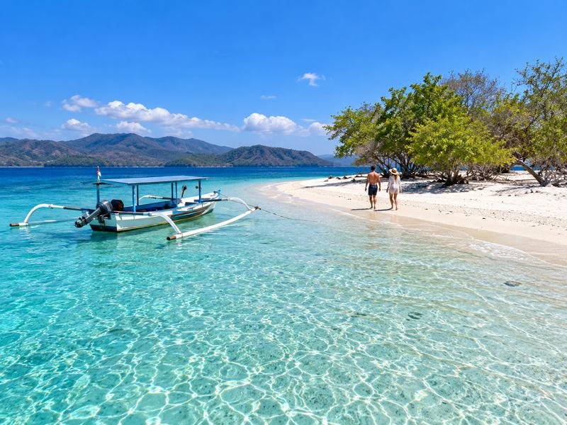 Southwest Gilis best time to visit for calm island tri